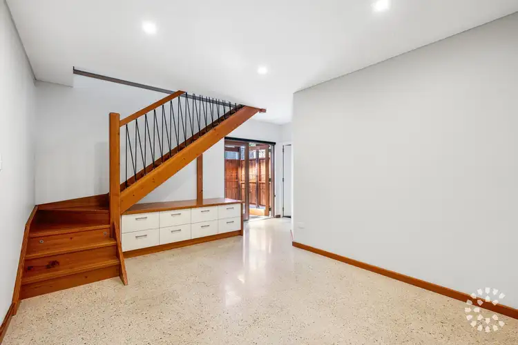 5A Manning Street, Fremantle WA 6160