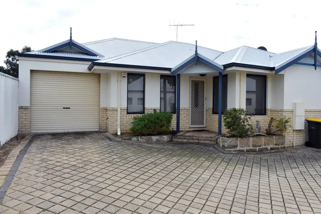 Main view of Homely house listing, 2/37 Parsons Way, Innaloo WA 6018