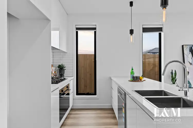 Fifth view of Homely house listing, 98 Malkari Circuit, Greenvale VIC 3059