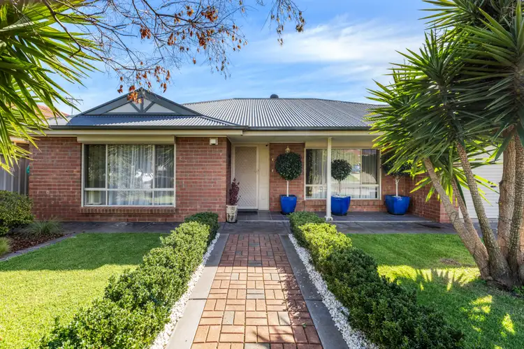 6 Navigator Parade, Smithfield SA 5114
