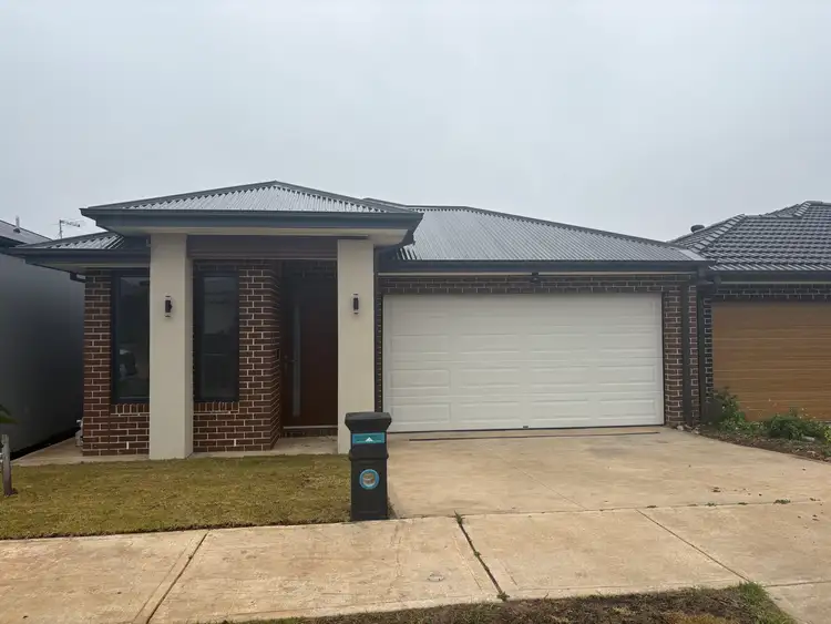 13 Bamal Street, Sunbury VIC 3429