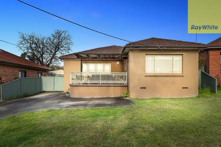 9 Crusade Avenue