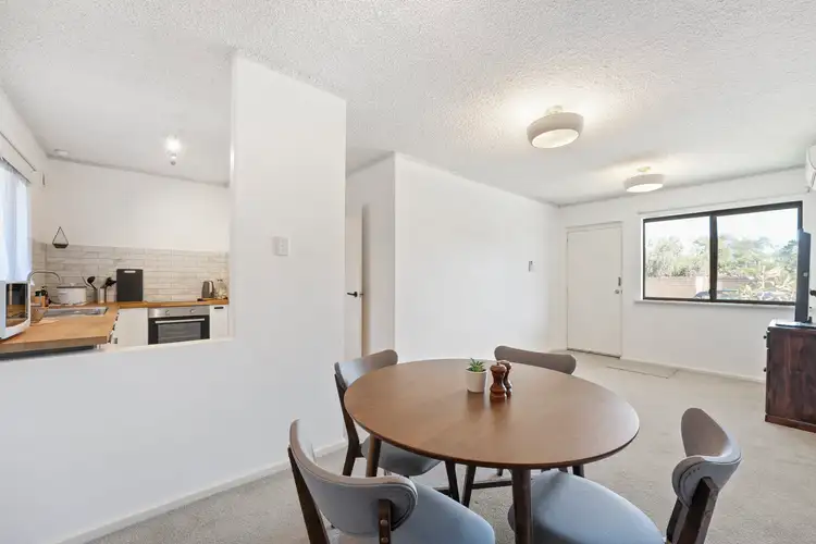 4 Ryrie Avenue