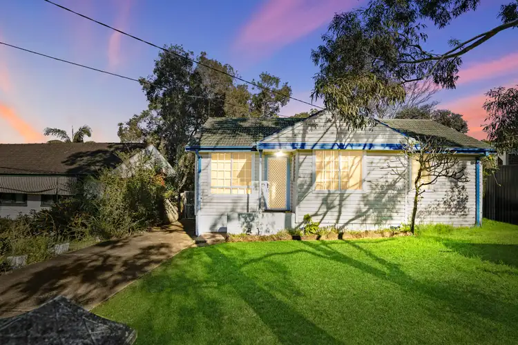 98 Solander Road, Seven Hills NSW 2147