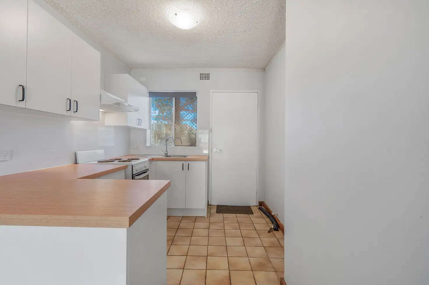 Main view of Homely house listing, 4/3 Burgundy Crescent, Spearwood WA 6163