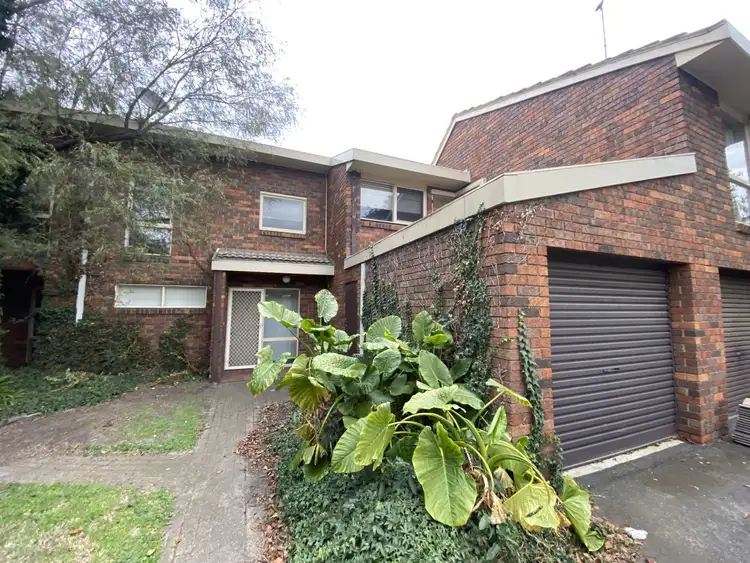 91-93 Manningham Street