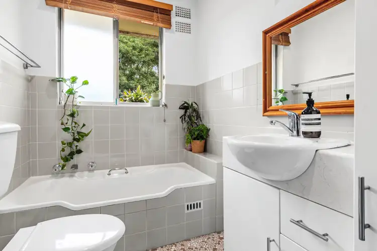 Fifth view of Homely apartment listing, 11/22 Seabeach Avenue, Mona Vale NSW 2103