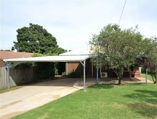 11 Mooney Street, Harlaxton QLD 4350