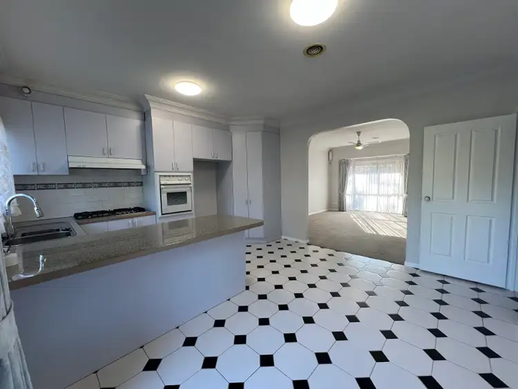 Fifth view of Homely unit listing, 4/39 Gladstone Pde, Glenroy VIC 3046