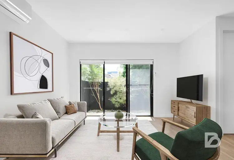 2/3 Linton Street, Moorabbin VIC 3189