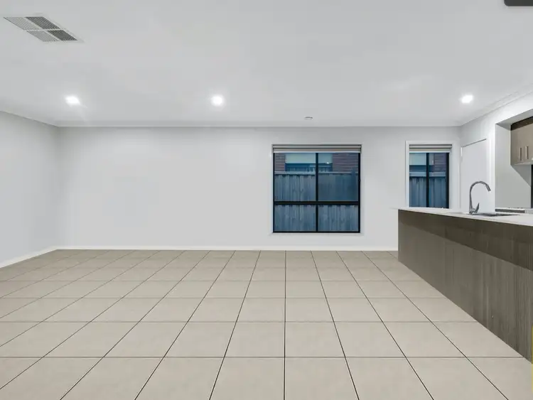 Fifth view of Homely house listing, 14 Riland Boulevard, Tarneit VIC 3029