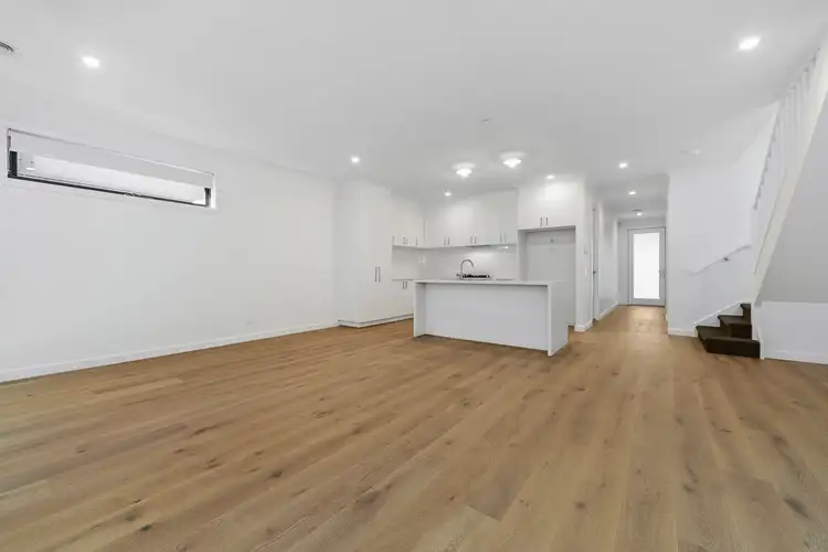 Third view of Homely townhouse listing, 2/1 Kenilworth Avenue, Frankston VIC 3199