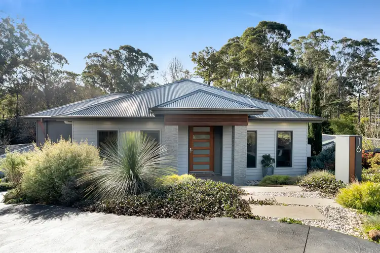 16 Huen Place, Tahmoor NSW 2573