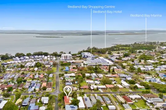 26 Marine Street, Redland Bay QLD 4165