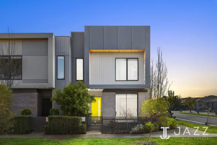 42 Umbrella Way, Point Cook VIC 3030