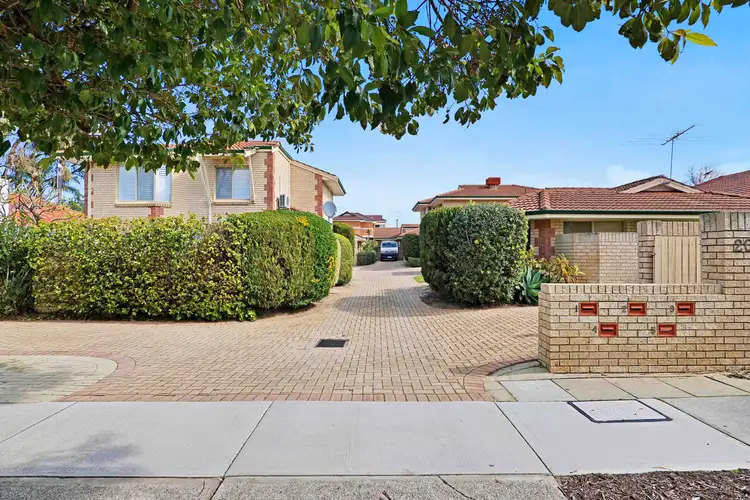 4/205 Herbert Street, Doubleview WA 6018