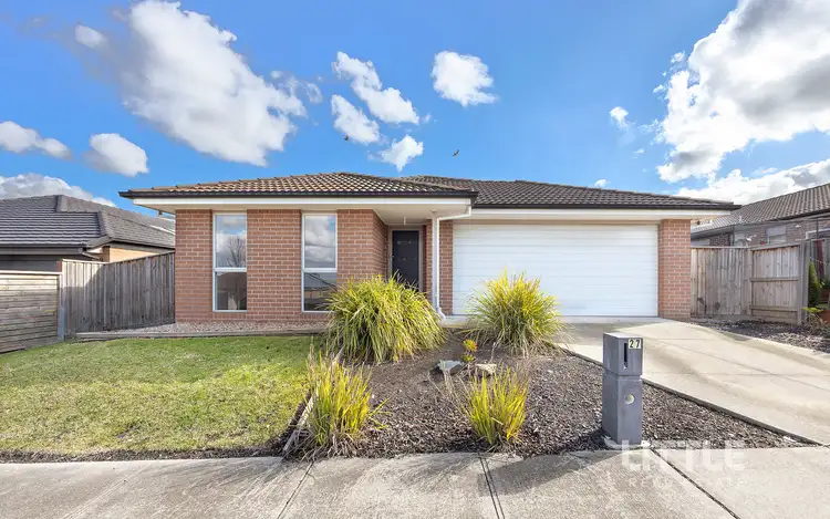 27 Blackwattle Court, Mernda VIC 3754