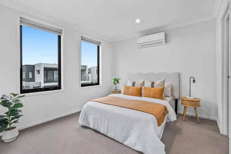 Sixth view of Homely townhouse listing, 4 Soho Crescent, Wollert VIC 3750