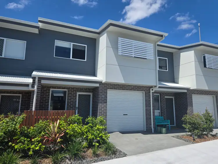 8 Taylor Place