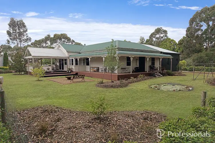 8032 Hamilton - Port Fairy Road