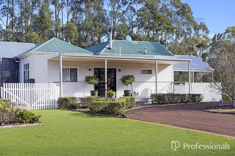 8032 Hamilton - Port Fairy Road, Hamilton VIC 3300