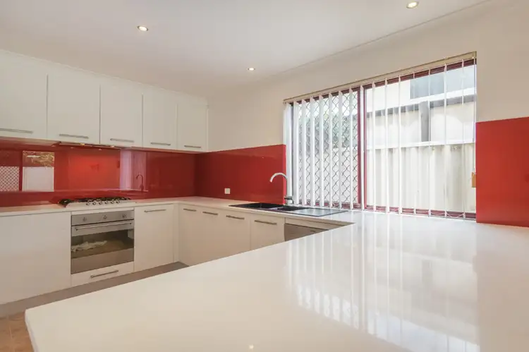 71 Norwood Road, Rivervale WA 6103
