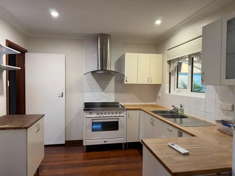 805 Armadale Road, Forrestdale WA 6112