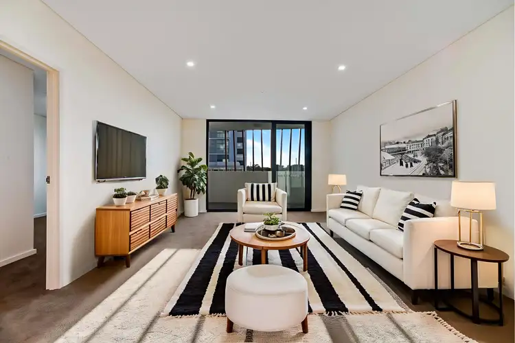 8 Burwood Road