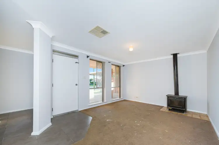 Seventh view of Homely house listing, 23 Gymea Court, Armadale WA 6112