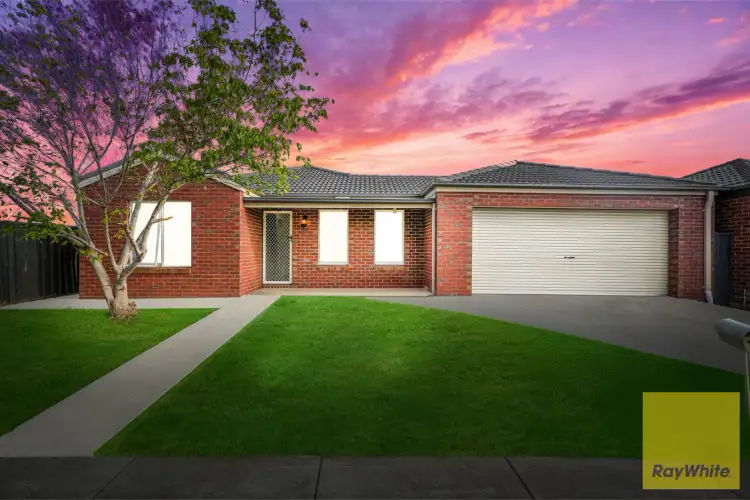 22 Fawkner Road, Manor Lakes VIC 3024