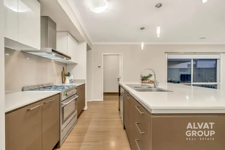 Sixth view of Homely house listing, 31 Bluebell Drive, Craigieburn VIC 3064