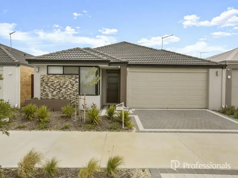 Main view of Homely house listing, 17 Peridot Street, Treeby WA 6164