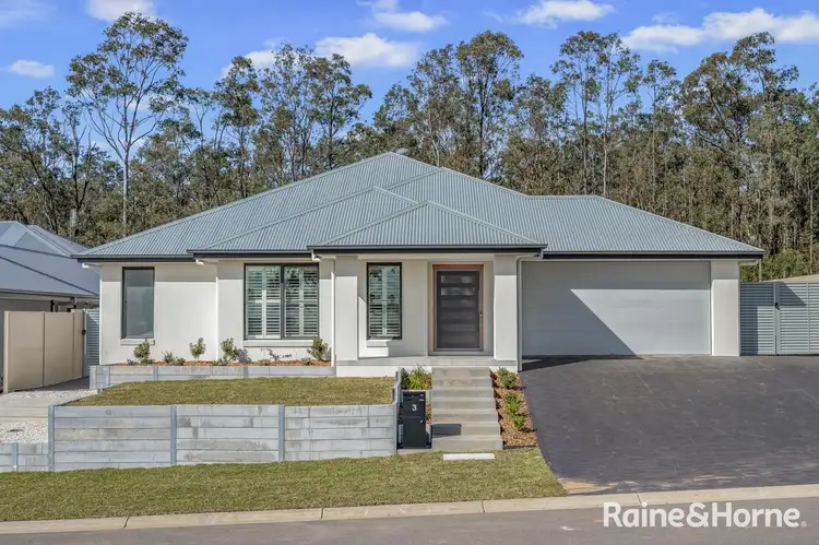 3 Swinton Parkway, North Rothbury NSW 2335
