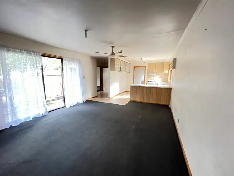 2/74 Gowrie Street, Glenroy VIC 3046