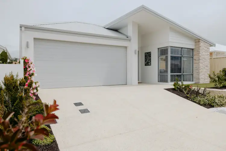 9 Elanora Retreat