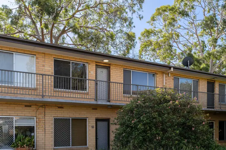 2 Emerson Road
