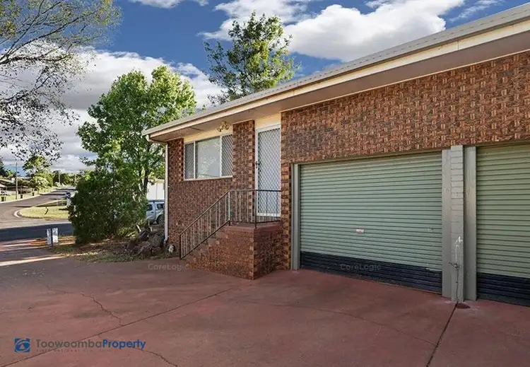 2/9 Wine Drive, Wilsonton Heights QLD 4350