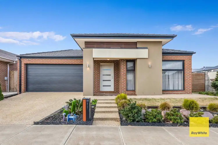 19 Gelati Street, Manor Lakes VIC 3024