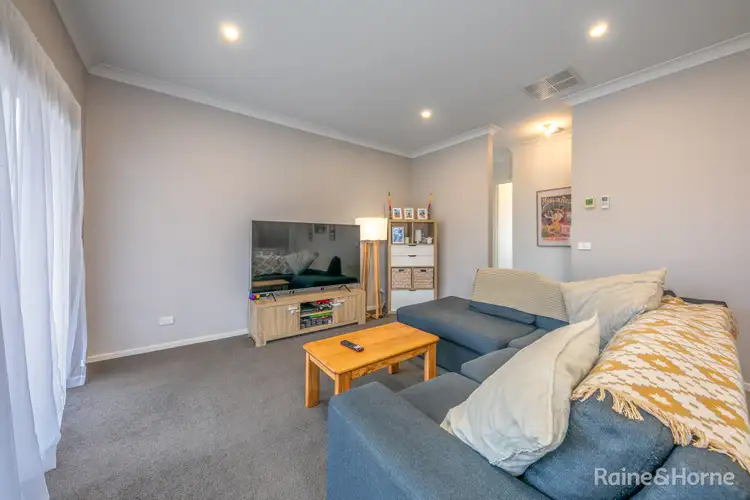 Fifth view of Homely house listing, 7 Pads Way, Sunbury VIC 3429