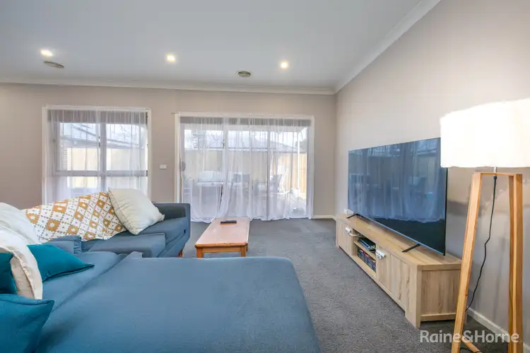 Sixth view of Homely house listing, 7 Pads Way, Sunbury VIC 3429