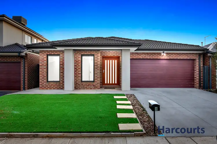 8 Guthrie Drive, Melton South VIC 3338