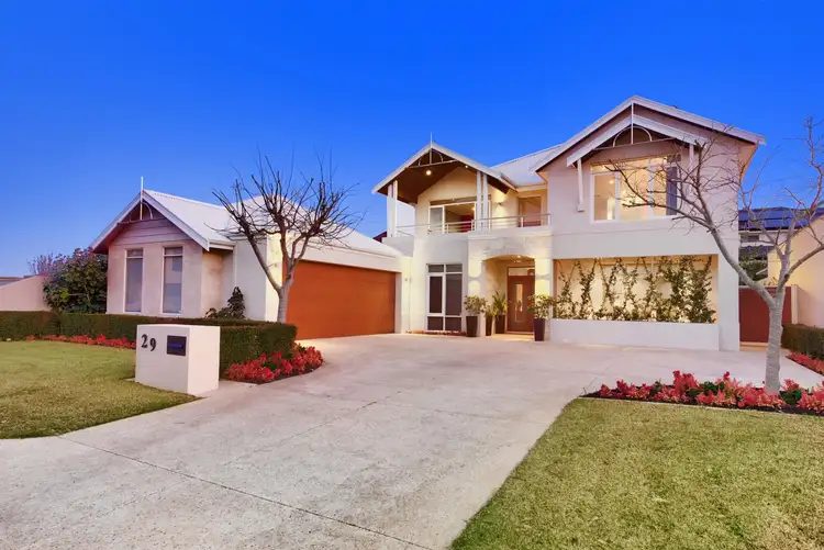 29 Dechaineux Parkway, Dianella WA 6059
