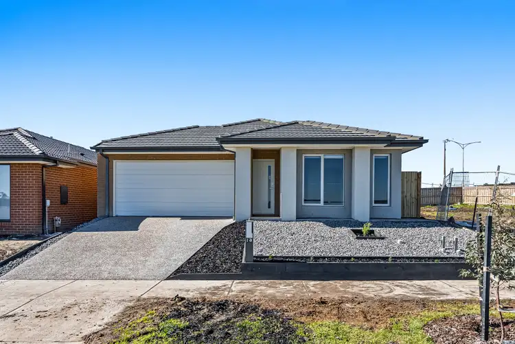 6 Golden Parkway, Donnybrook VIC 3064