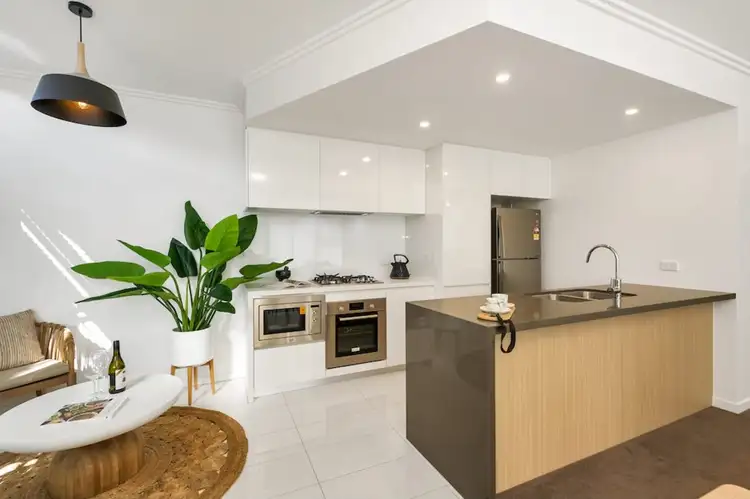1/56 Bellevue Tce, St Lucia QLD 4067