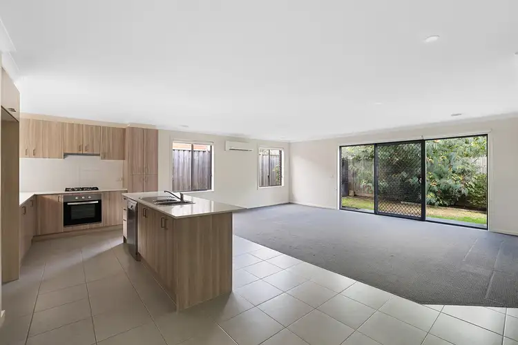 Fourth view of Homely unit listing, 9/98 Lampard Road, Drouin VIC 3818