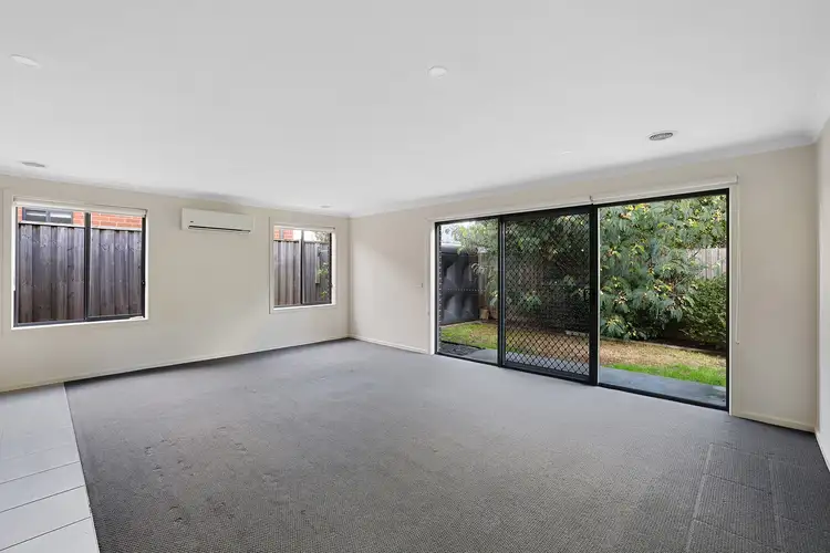 Fifth view of Homely unit listing, 9/98 Lampard Road, Drouin VIC 3818