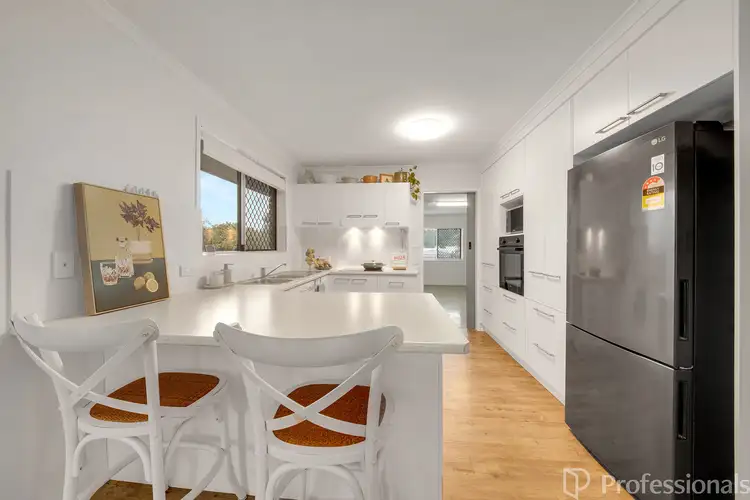 Fifth view of Homely house listing, 3 Weatherly Court, Clinton QLD 4680