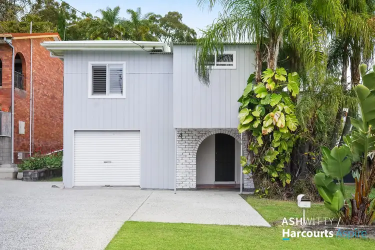 4 Stapylton Street, Coolangatta QLD 4225