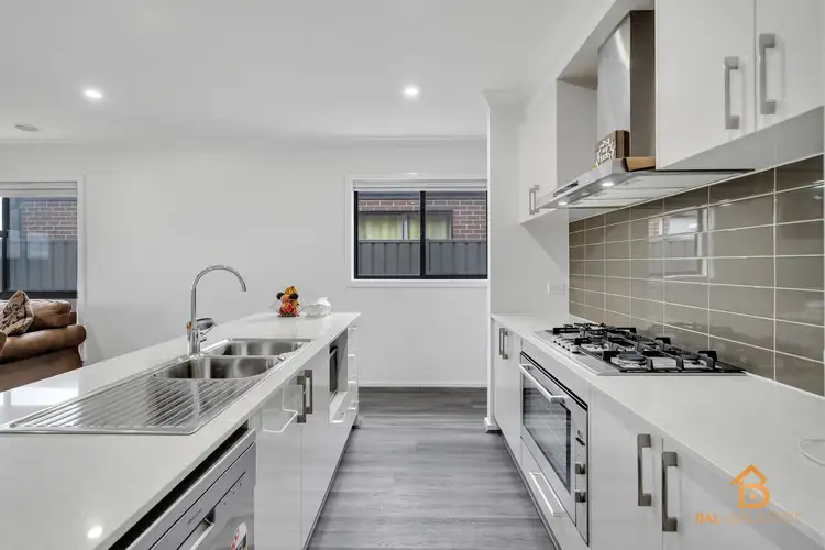 28 COTTER WAY, Truganina VIC 3029