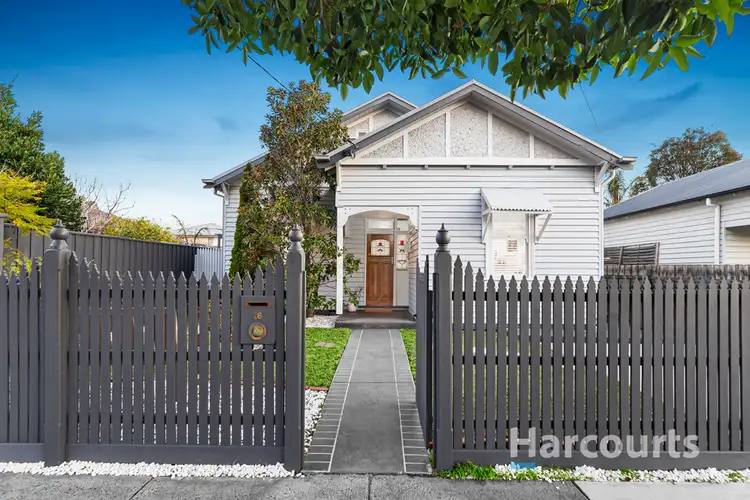 1/16 Mora Avenue, Oakleigh VIC 3166